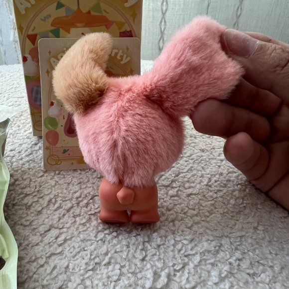 JATOYS Animal Party Blind Box Figure – OYO Rabbit - Picture 2 of 11